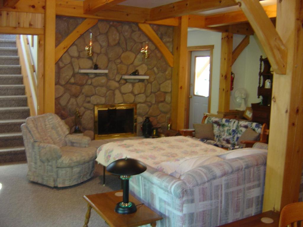 Sunny Rock Bed & Breakfast Minden Номер фото