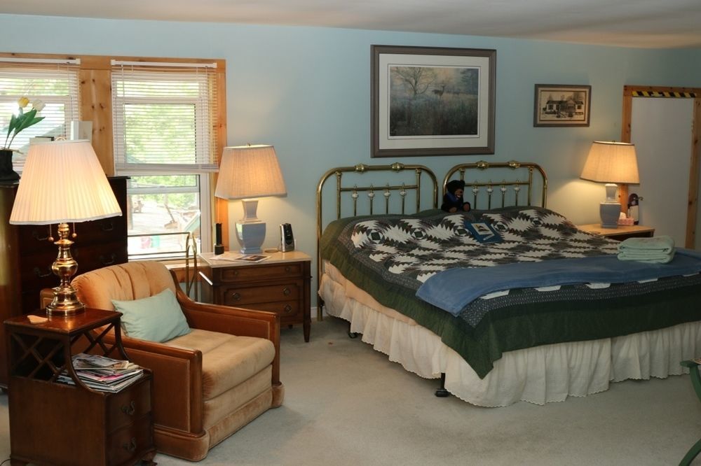 Sunny Rock Bed & Breakfast Minden Екстер'єр фото